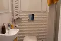 Commercial property 3 rooms 69 m² in Warsaw, Poland