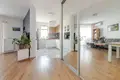 Commercial property 65 m² in Warsaw, Poland