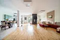 Commercial property 110 m² in Warsaw, Poland