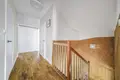 Commercial property 91 m² in Warsaw, Poland