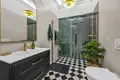 2 room apartment 76 m² in Warsaw, Poland