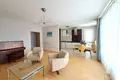 Nieruchomości komercyjne 2 pokoi 65 m² w Warszawa, Polska