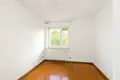 Commercial property 158 m² in Warsaw, Poland