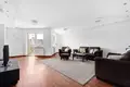Commercial property 107 m² in Warsaw, Poland