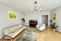Nieruchomości komercyjne 2 pokoi 65 m² w Warszawa, Polska