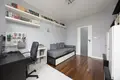 Commercial property 91 m² in Warsaw, Poland