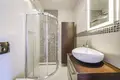 Commercial property 91 m² in Warsaw, Poland