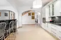 House 520 m² Krakow, Poland