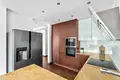 Commercial property 107 m² in Warsaw, Poland