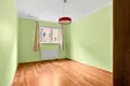 Commercial property 92 m² in Warsaw, Poland