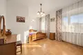 Commercial property 127 m² in Warsaw, Poland