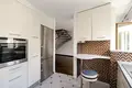 Commercial property 158 m² in Warsaw, Poland