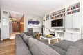 Квартира 5 комнат 160 м² в Варшаве, Польша