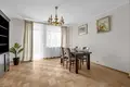 Commercial property 92 m² in Warsaw, Poland