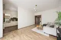 Commercial property 88 m² in Warsaw, Poland