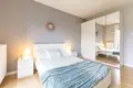 2 room apartment 46 m² in Warsaw, Poland