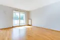 Commercial property 54 m² in Warsaw, Poland