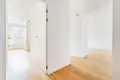 Commercial property 54 m² in Warsaw, Poland