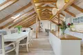 House 585 m² Sieroslaw, Poland