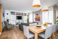 Квартира 5 комнат 160 м² в Варшаве, Польша