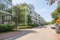 Commercial property 55 m² in Warsaw, Poland