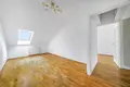 Commercial property 91 m² in Warsaw, Poland