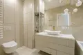 Mieszkanie 4 pokoi 96 m² Warszawa, Polska