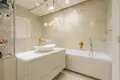Mieszkanie 4 pokoi 96 m² Warszawa, Polska