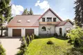 House 520 m² Krakow, Poland