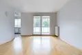 Commercial property 54 m² in Warsaw, Poland