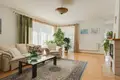 Room 293 m² Gdynia, Poland