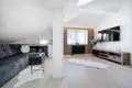 2 room apartment 92 m² Lodz, Poland