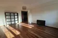 Mieszkanie 3 pokoi 100 m² w Warszawa, Polska