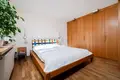 Commercial property 94 m² in Lodz, Poland