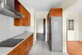 Commercial property 92 m² in Warsaw, Poland